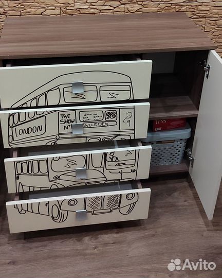 Комплект мебели в детскую бу