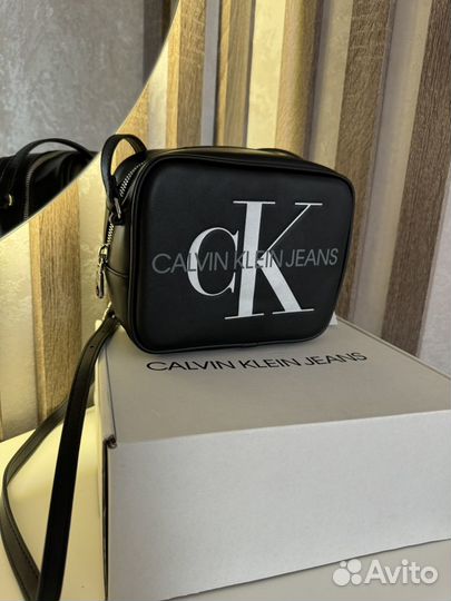 Сумка calvin klein женская кроссбоди