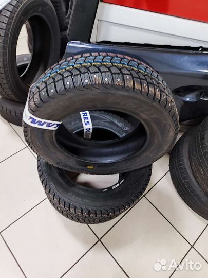Viatti Brina Nordico V-522 195/65 R15 91T
