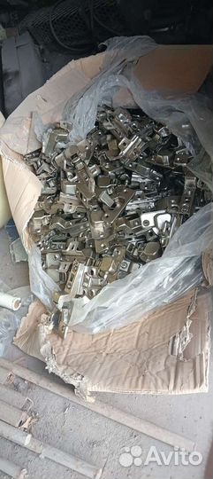 Петли мебельные