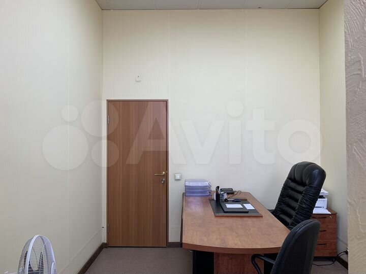 Офис в центре с мебелью, 16 м²