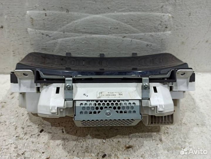 Панель приборов Лексус LS 4