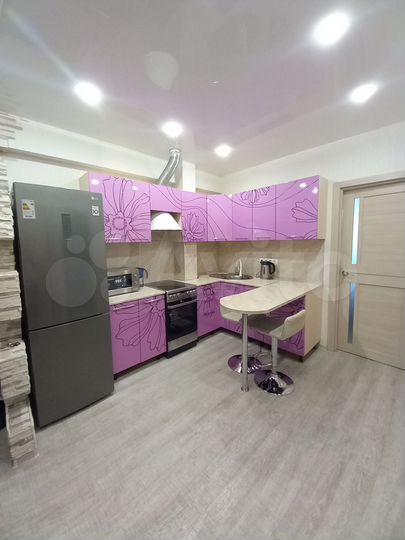 2-к. квартира, 43 м², 1/5 эт.