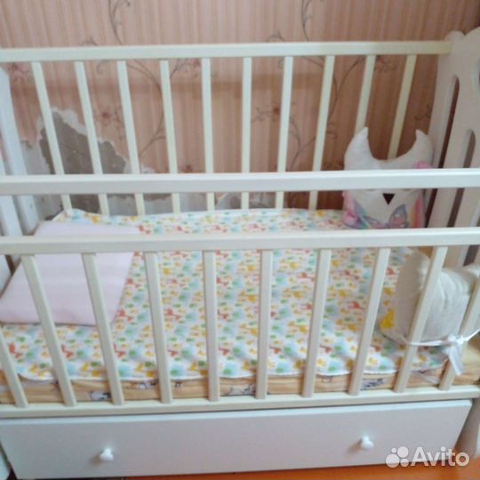 Кроватка маятник