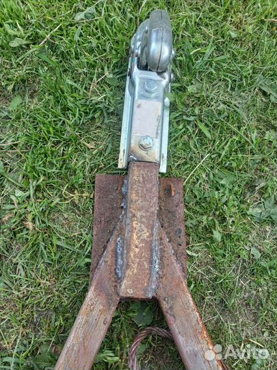 Сцепное устройство под шар