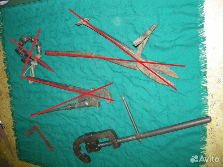 Трубкорез роликовый стальной угольник