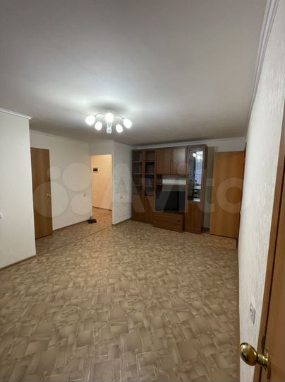 2-к. квартира, 44 м², 1/5 эт.