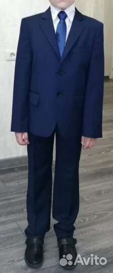 Продам пиджак для мальчика рост 134