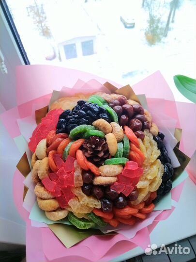 Съедобные букеты из конфет/сухофруктов/фруктов