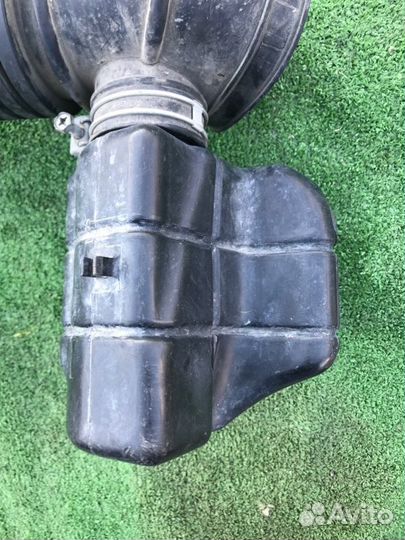 Резонатор воздушного фильтра, влагоотделитель