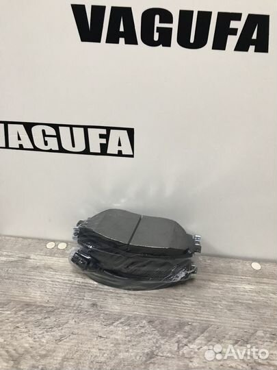 Колодки тормозные передние Golf 7 Passat B7 BD8042