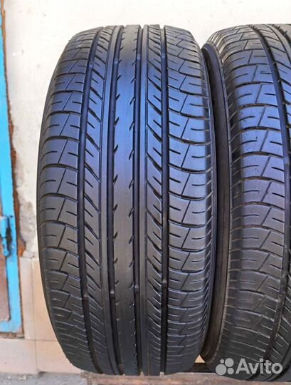 Yokohama BluEarth E70 215/55 R17 94V