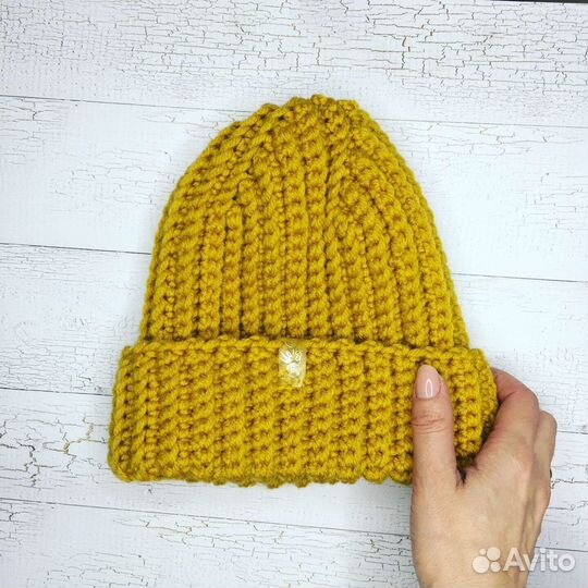 Шапка женская вязаная