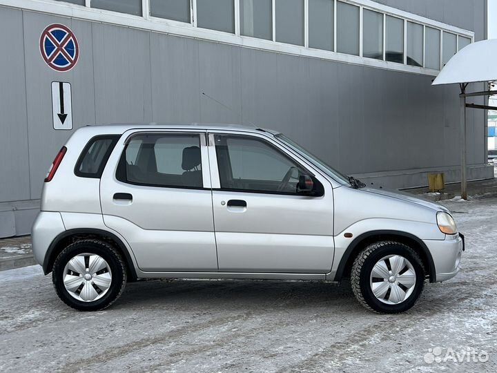 Suzuki Swift 1.3 AT, 2002, 208 000 км