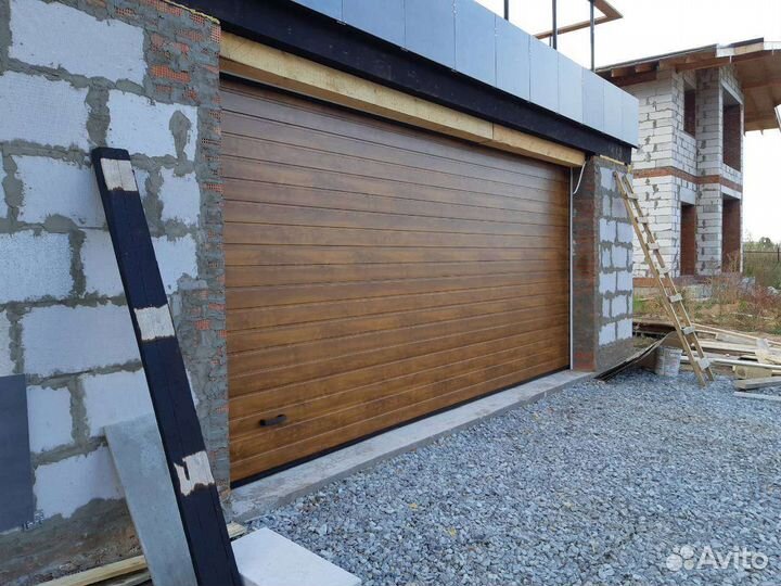 Ворота секционные гаражные