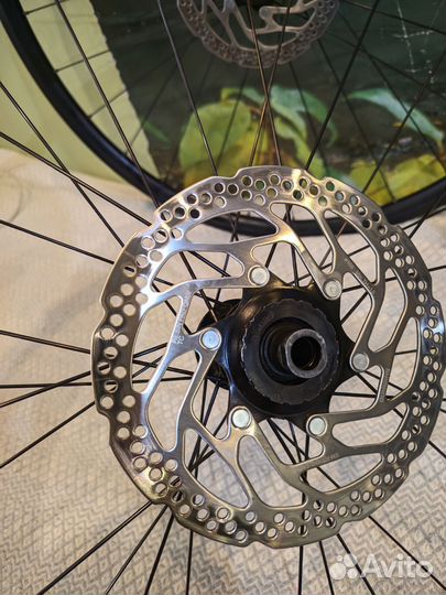 Колеса(вилсет) 28(700c) -29 на осях 142, Shimano