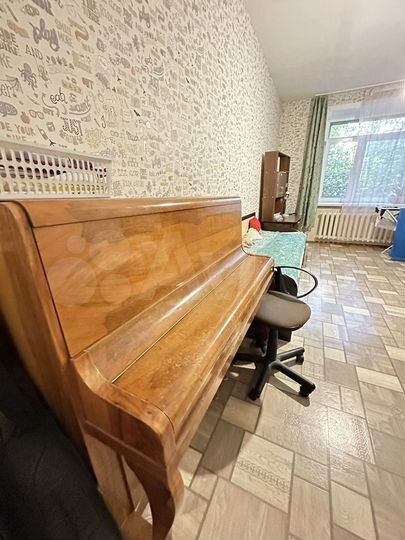 3-к. квартира, 90,3 м², 1/4 эт.