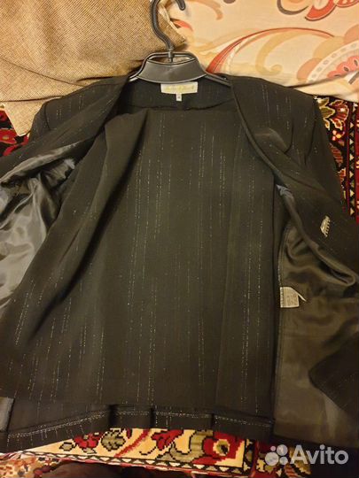 Деловой костюм