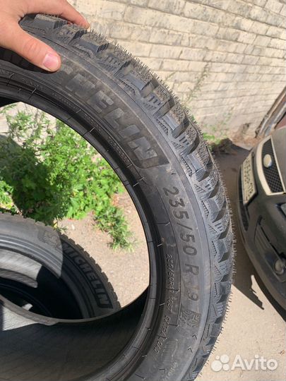 Michelin X-Ice North 4 SUV 235/50 R19 103T