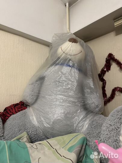 Большой плюшевый мишка