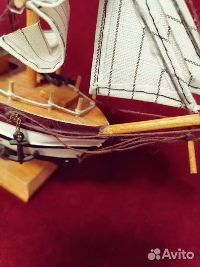 Модель парусника