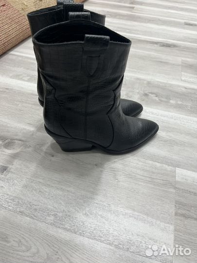 Сапоги казаки женские 39