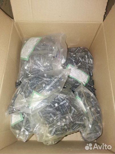 Набор радиодеталей