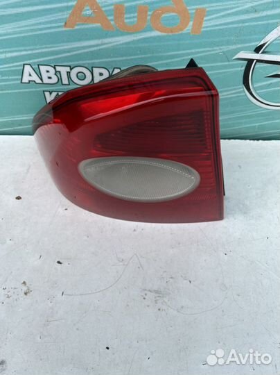 Фонарь задний левый Ford Focus 2 седан