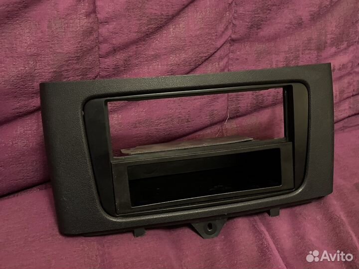 Рамка для магнитолы Smart Fortwo 451