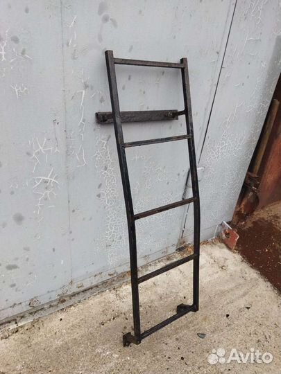 Лестница риф на заднюю дверь на УАЗ Патриот