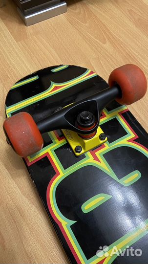 Скейтборд Reaction