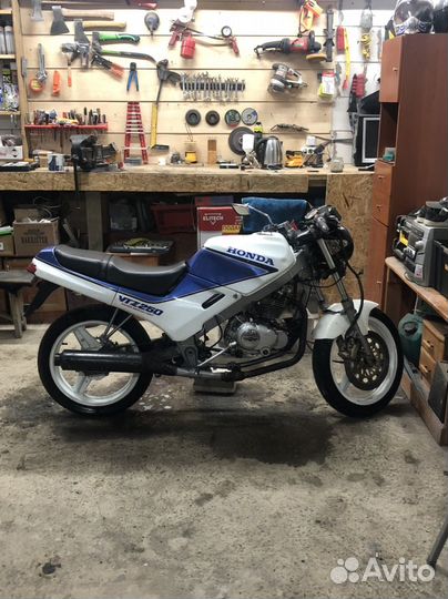 Honda vtz 250