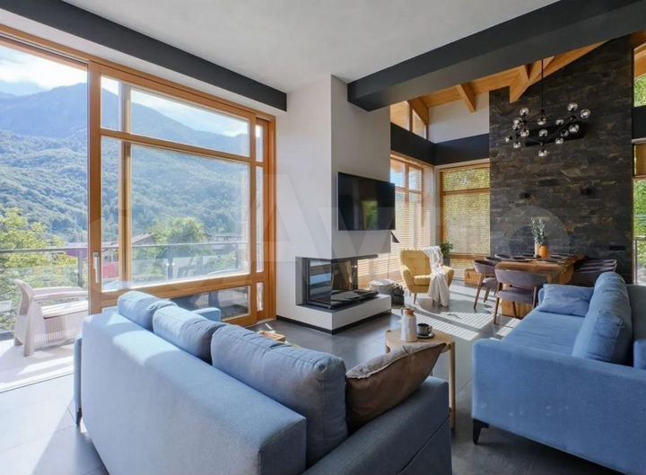 2-к. квартира, 85 м², 3/4 эт.