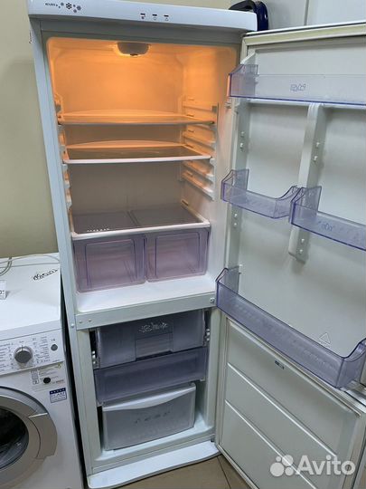 Холодильник Zanussi