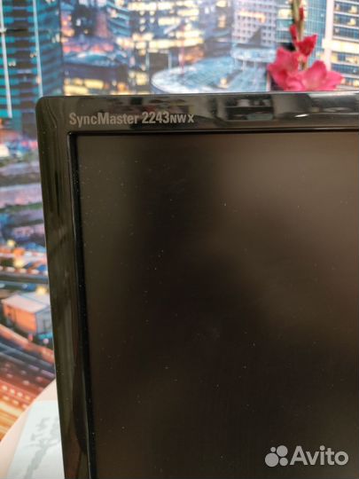 Монитор Samsung 22 дюйма