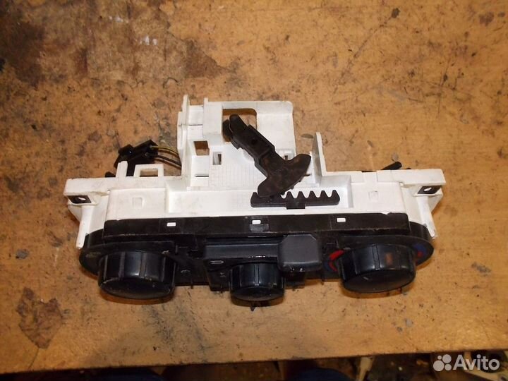 Блок управления отопителем (Fiat Albea)