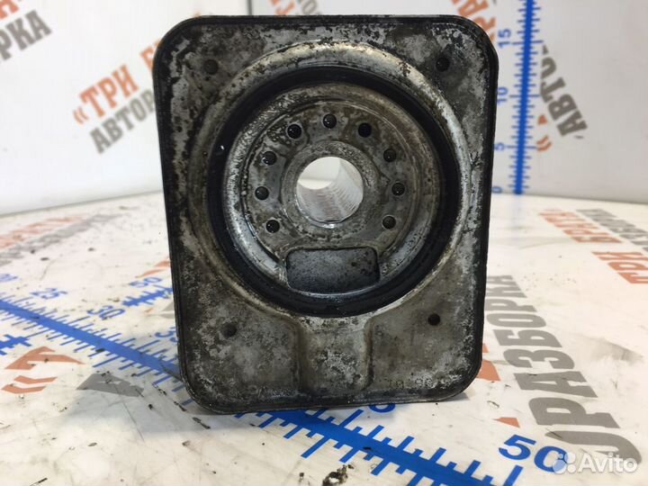 Фольксваген Пассат Масляный теплообменник