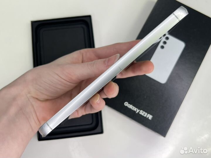 Samsung Galaxy S23 FE, 8/128 ГБ