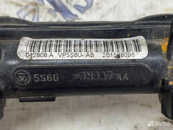 Топливная рампа Ford Fusion