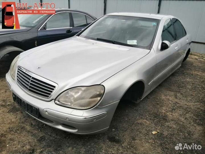 Накладка декоративная на торпедо Mercedes-Benz S W