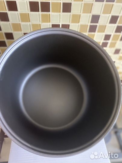 Чаша новая для мультиварки универсальная 5 литров