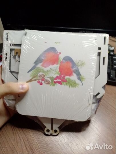 Кормушка (деревянная модель)