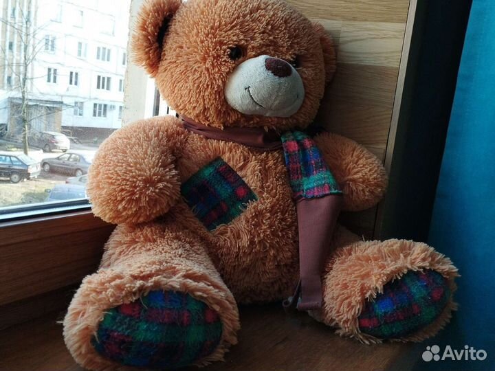 Плюшевый медведь