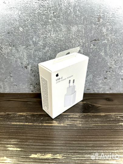 Зарядное устройство Apple 20W USB-С Оригинал