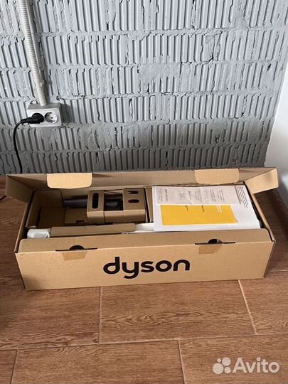 Пылесос Dyson V10 Digital Slim CN