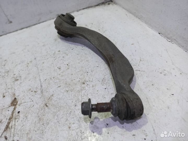 Рычаг передний правый нижний