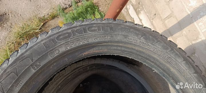 Nokian Tyres Hakkapeliitta 5 215/55 R17