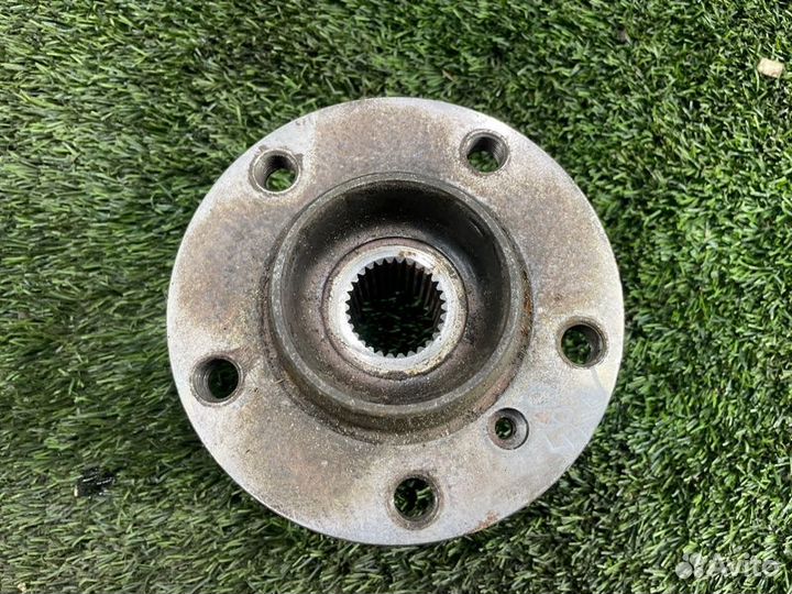 Ступица задняя Bmw 5 E60 N52B30 2005