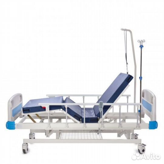 Медицинская кровать для ухода за больными