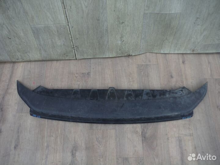 Юбка переднего бампера Volkswagen Passat B7 2013